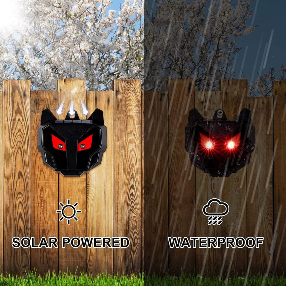 Solar Powered Outdoor Nocturnal Animal Repeller 2PCS - Merchandise Plug